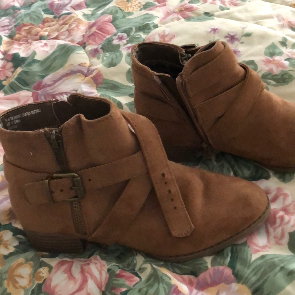 Steve Madden size 4